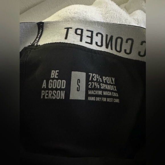 Be A Good Person (BAGP) Black Leggings – Size Small - Picture 4 of 4